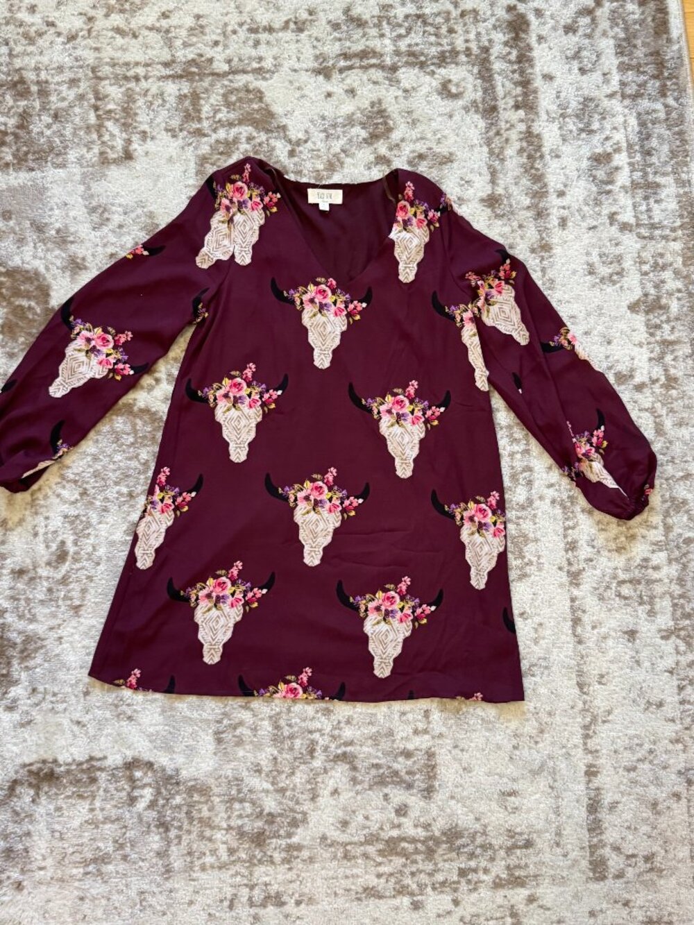 Peach Love Floral Bull/Cow Skull V-Neck Tunic Dress Small Maroon